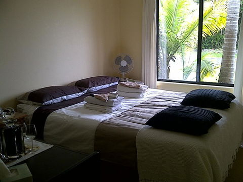 Byron Bay Guest - Hervey Bay Accommodation 2