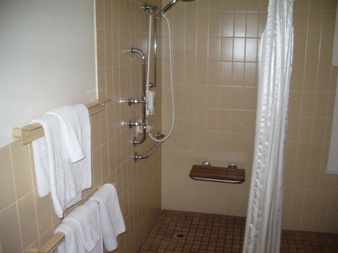 Aviators Lodge - Hervey Bay Accommodation 7