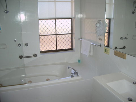 Aviators Lodge - Hervey Bay Accommodation 31