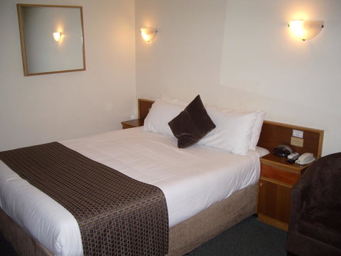 Aviators Lodge - Hervey Bay Accommodation 19