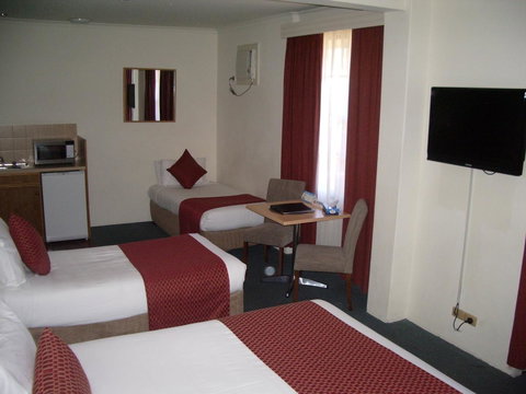 Aviators Lodge - Hervey Bay Accommodation 10