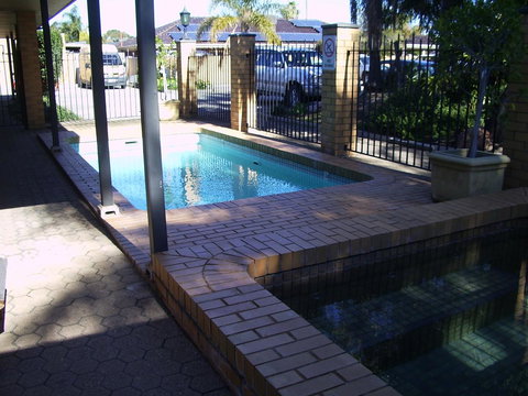 Aviators Lodge - Hervey Bay Accommodation 41