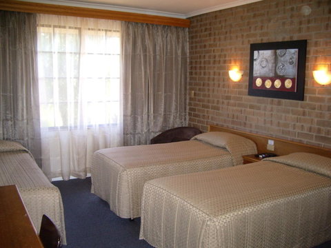 Aviators Lodge - Hervey Bay Accommodation 32