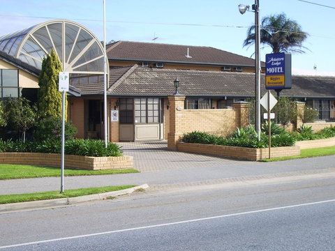 Aviators Lodge - Hervey Bay Accommodation 23