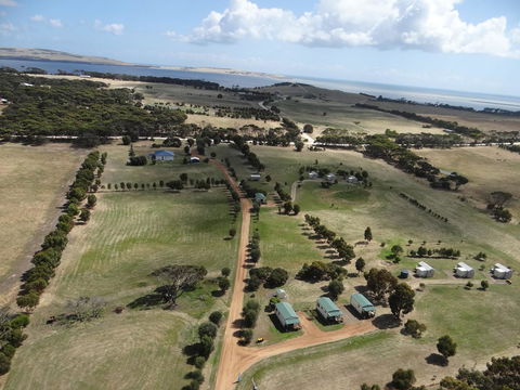 Kangaroo Island Cabins - Tourism Hervey Bay 7