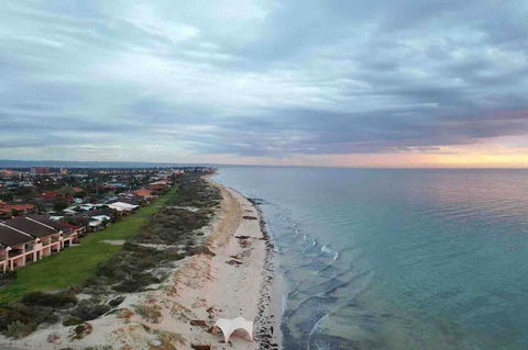 Luxurious 3 Bedroom Beachfront - Panoramic Views - Tourism Hervey Bay 11