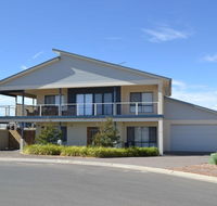 Gizmos Retreat - Tourism Hervey Bay