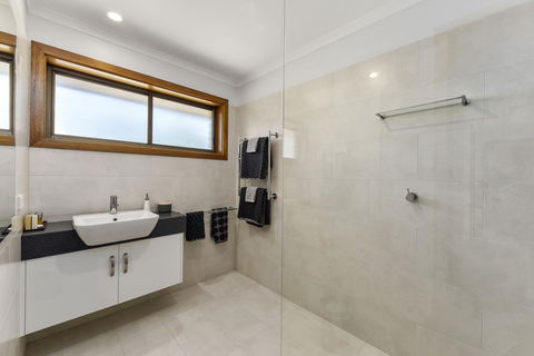 City Four Apartment - Tourism Hervey Bay 4