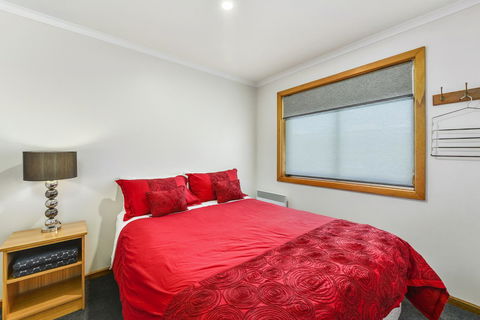 City Four Apartment - Tourism Hervey Bay 5
