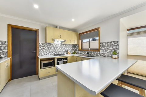 City Four Apartment - Tourism Hervey Bay 1