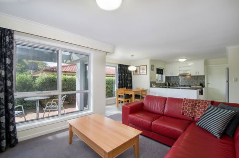 City One Apartment - Tourism Hervey Bay 0