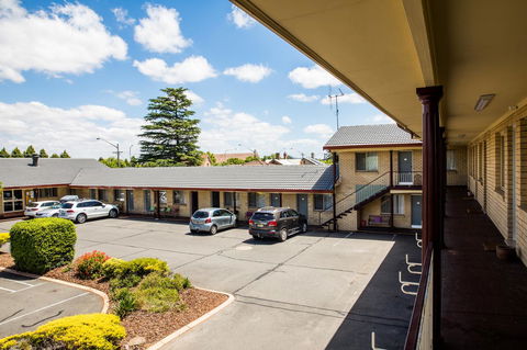 Lilac City Motor Inn & Steakhouse - Hervey Bay Accommodation 23