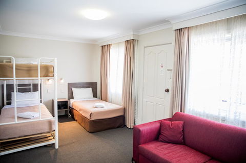 Lilac City Motor Inn & Steakhouse - Hervey Bay Accommodation 15