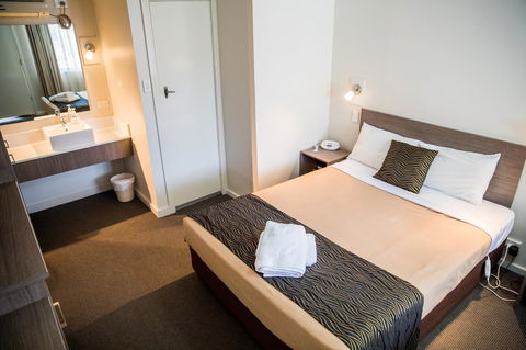 Lilac City Motor Inn & Steakhouse - Hervey Bay Accommodation 29