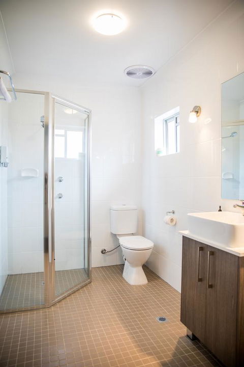 Lilac City Motor Inn & Steakhouse - Hervey Bay Accommodation 6