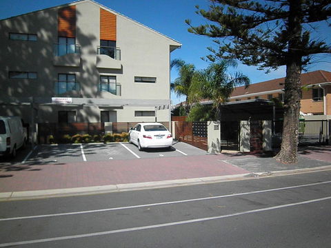 Marco Polo Apartments - Hervey Bay Accommodation 0