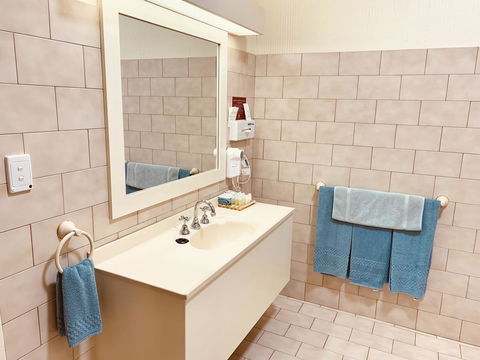 Desert Cave Hotel - Hervey Bay Accommodation 21