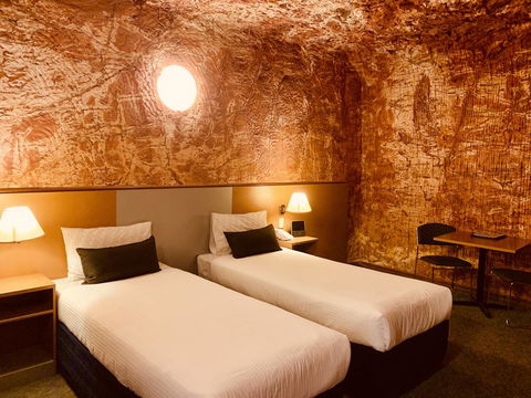 Desert Cave Hotel - Hervey Bay Accommodation 15