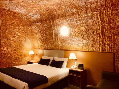 Desert Cave Hotel - Hervey Bay Accommodation 13