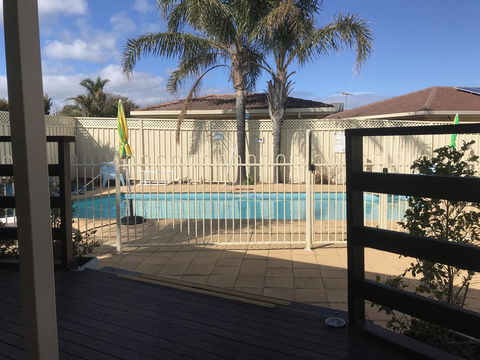 Boomerang Beach House - Tourism Hervey Bay 0