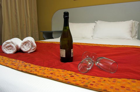 Victoria Hotel Strathalbyn - Tourism Hervey Bay 0