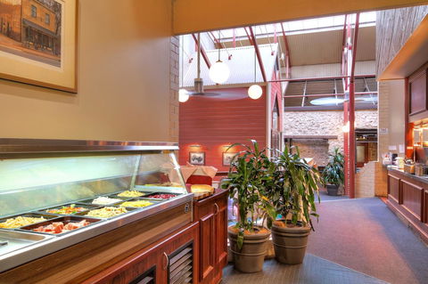 Victoria Hotel Strathalbyn - Tourism Hervey Bay 4
