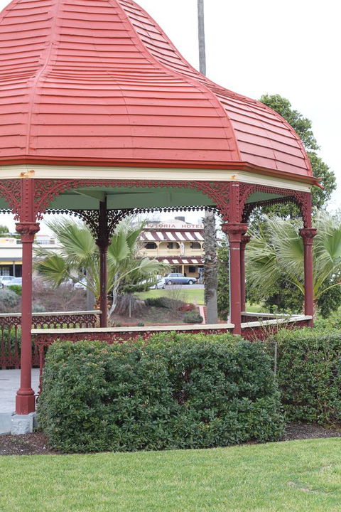 Victoria Hotel Strathalbyn - Tourism Hervey Bay 8