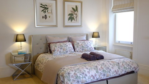 The Grand Ocean Apartment - Hervey Bay Accommodation 1