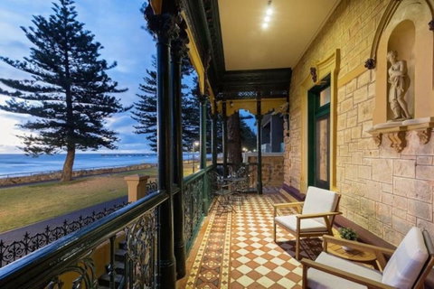 The Grand Ocean Apartment - Hervey Bay Accommodation 3