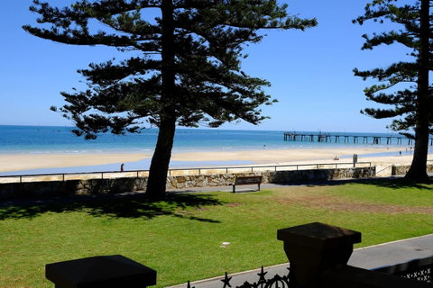 The Grand Ocean Apartment - Hervey Bay Accommodation 10