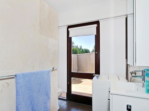 Pearl By The Sea - Tourism Hervey Bay 6