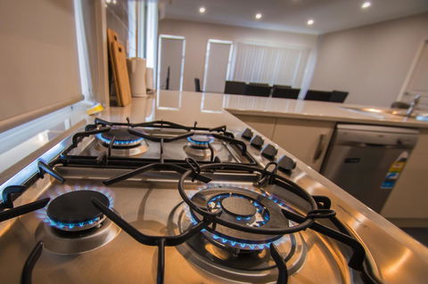 Serene Shores - Hervey Bay Accommodation 4
