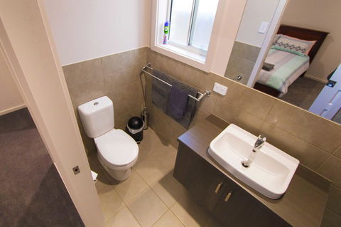 Serene Shores - Hervey Bay Accommodation 12