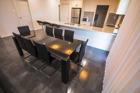 Serene Shores - Hervey Bay Accommodation 3