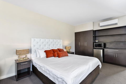 Robe Marina Accommodation - Tourism Hervey Bay 11