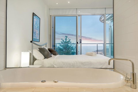 Glenelg Skyline Beachfront Penthouse, Adelaide - Hervey Bay Accommodation 16