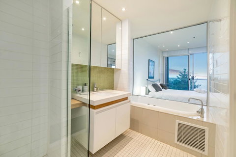 Glenelg Skyline Beachfront Penthouse, Adelaide - Hervey Bay Accommodation 15