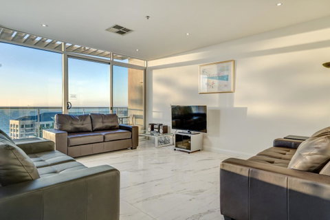 Glenelg Skyline Beachfront Penthouse, Adelaide - Hervey Bay Accommodation 12
