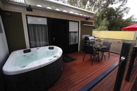 One Tree Bed And Breakfast - Hervey Bay Accommodation 13