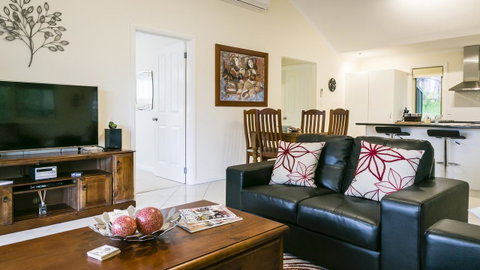 One Tree Bed And Breakfast - Hervey Bay Accommodation 6