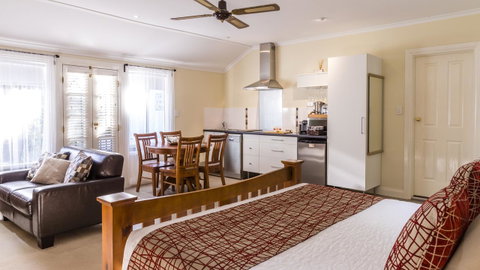 One Tree Bed And Breakfast - Hervey Bay Accommodation 17