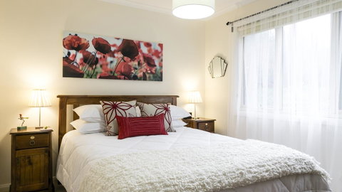 One Tree Bed And Breakfast - Hervey Bay Accommodation 2
