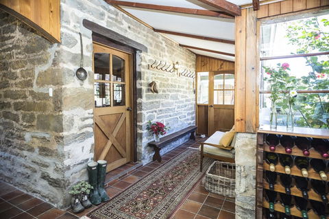 Grand Cru Estate Homestead - Hervey Bay Accommodation 14