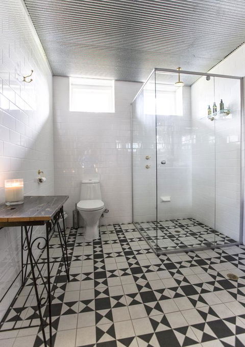 Grand Cru Estate Homestead - Hervey Bay Accommodation 2