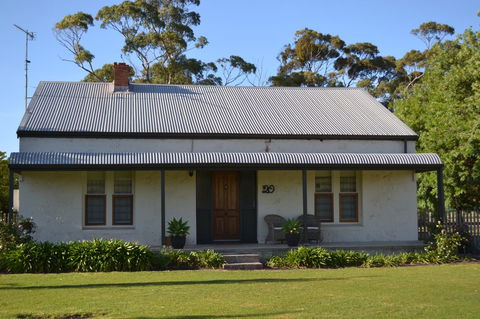 20 Hill Avenue Bed & Breakfast - Hervey Bay Accommodation 0