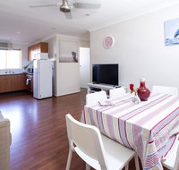 Aurora Holiday Apartment West Beach - Hervey Bay Accommodation