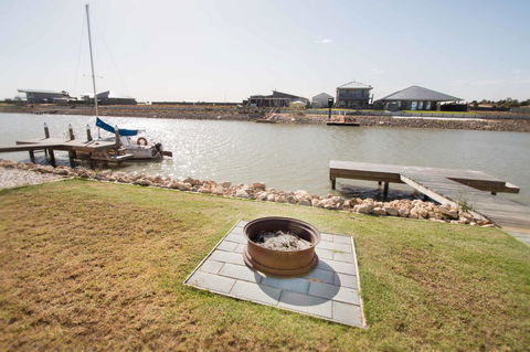 Waterfront On Jefferson, At Wellington Marina, SA - Tourism Hervey Bay 2