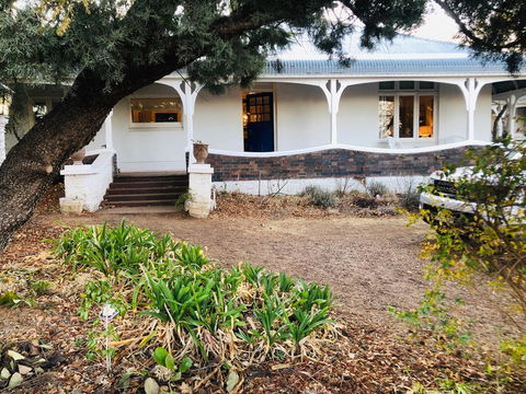 Belmore Cottage - Hervey Bay Accommodation 0