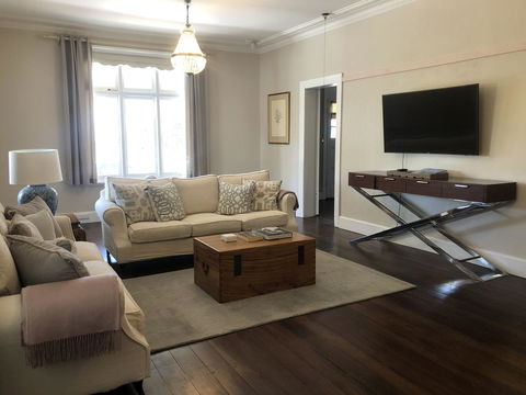 Belmore Cottage - Hervey Bay Accommodation 8