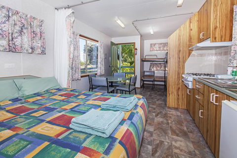 Echo Holiday Parks - Naracoorte - Hervey Bay Accommodation 0
